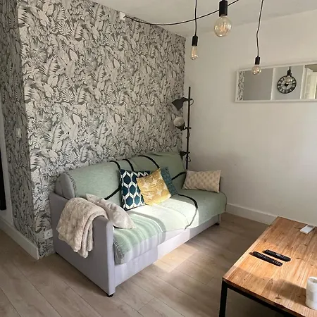 Apartment T2 Avec Terrasse - Motte *